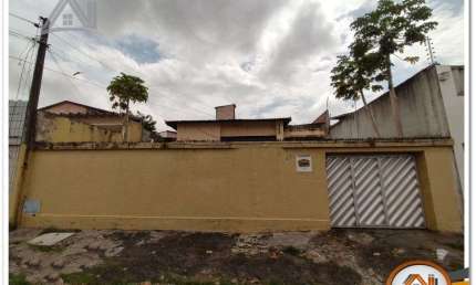 Casa com 5 dormitórios à venda, 300 m² por R$ 550.000,00 - José Bonifácio - Fortaleza/CE