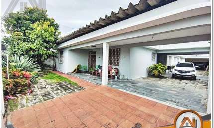 Casa à venda, 576 m² por R$ 1.100.000,00 - Amadeu Furtado - Fortaleza/CE