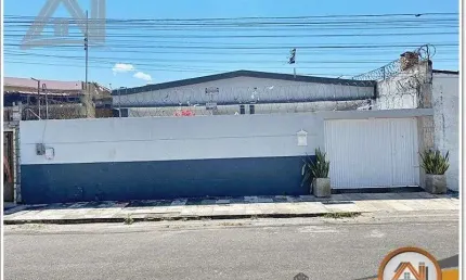 Casa à venda, 396 m² por R$ 590.000,00 - Amadeu Furtado - Fortaleza/CE
