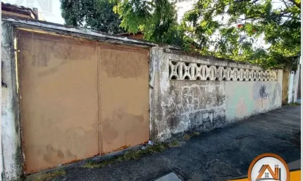 Terreno à venda na Rua Pedro Riquet, Parangaba, Fortaleza