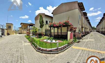 Casa com 2 dormitórios à venda, 54 m² - Siqueira - Fortaleza/CE