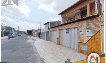 Casa à venda, 340 m² por R$ 900.000,00 - Jóquei Clube - Fortaleza/CE