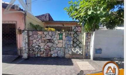Casa com 2 quartos à venda na Rua Elvira Pinho, Montese, Fortaleza