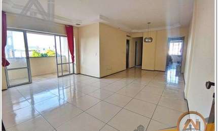 Apartamento com 3 dormitórios à venda, 110 m² por R$ 320.000,00 - Benfica - Fortaleza/CE