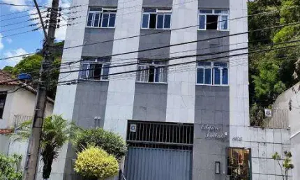 Apartamento com 02 quartos, no Santa Helena, aceita financiamento.