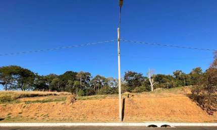 Terreno com 1100 m², no Village Salvaterra - Juiz de Fora - MG