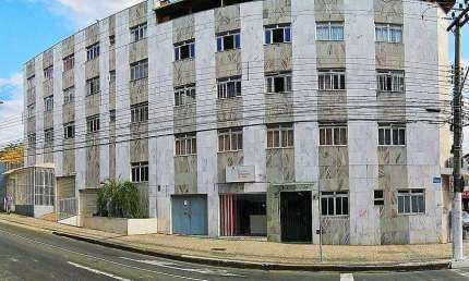 Cobertura duplex com 4 quartos, no São Mateus, estuda permuta.