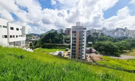 Terreno à venda na Rua Flores de Ouro Preto, 27, Estrela Sul, Juiz de Fora