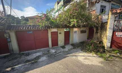 Casa em excelente localização no Rio do Ouro, São Gonçalo - RJ