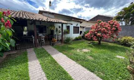 Casa para aluguel condomínio Amoli , 3 quartos, 2 suíte, 3 vagas, por R$: 3.200, Itaipu - NITERÓI/RJ