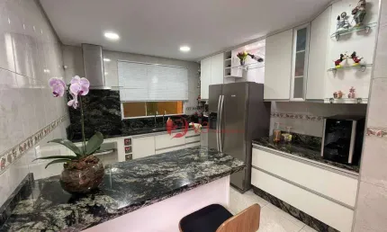 Sobrado com 3 dormitórios à venda, 180 m² por R$ 890.000,00 - São Miguel Paulista - São Paulo/SP