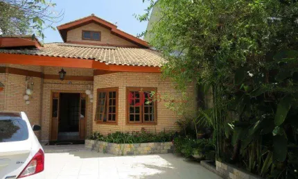 Casa com 3 dormitórios à venda, 160 m² por R$ 990.000,00 - Vila Nhocune - São Paulo/SP