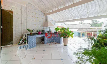 Sobrado a venda no Parque do Carmo 3 Dormitórios sendo 2 Suítes, 2 Vagas, 500 m²