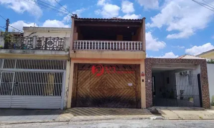 Sobrado para locação na Cidade Patriarca 5 Dormitórios sendo 1 Suíte, Hidro, 2 Vagas, 200 m²