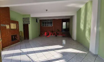 Sobrado a venda na José Bonifácio 4 Dormitórios sendo 1 Suíte, 2 Vagas, 175 m²