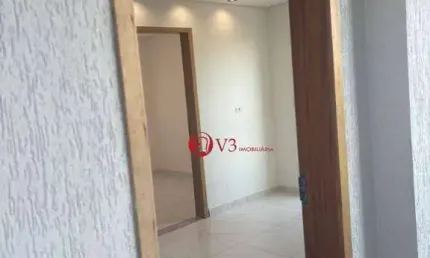 Apartamento com 2 dormitorios, sala, cozinha sem vaga perto do metro guilhermina