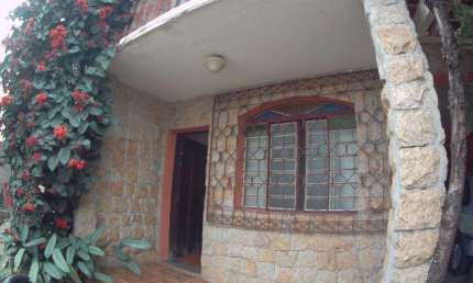 Casa para Venda em Belo Horizonte, Glória, 7 dormitórios, 1 suíte, 3 banheiros, 3 vagas