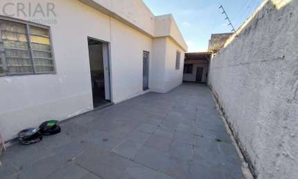 Casa Comercial para Locação em Contagem, Parque Recreio, 3 dormitórios, 1 banheiro, 4 vagas