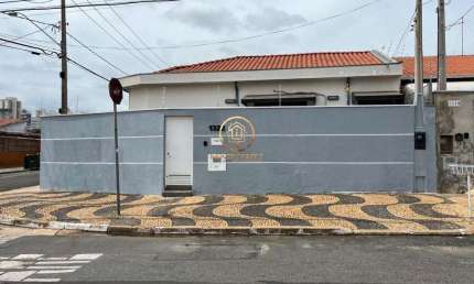 Casa Térrea com 163m², 2 suítes à Venda no Jardim Proença em Campinas - SP