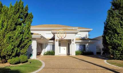 Casa em condomínio á venda de 415m², com 3 dormitórios e 3 suítes no Loteamento