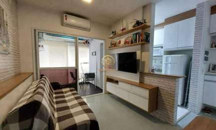 Apartamento com 1 dormitório e 1 vaga de garagem coberta no Cambuí em Campinas