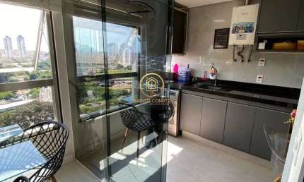Apartamento á venda de 70 m², com 2 dormitórios e 2 suítes no Cambuí em Campinas
