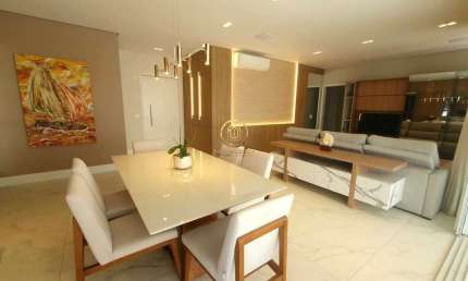 Apartamento de 181m² a venda no Condomínio Uniqueness Cambuí em Campinas.