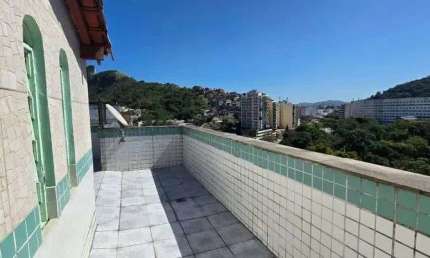Vendo ótima cobertura de 4 quartos sendo 2 suítes com 214m2 Vila Isabel
