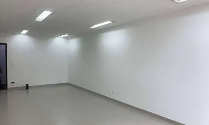 Sala comercial com 1 sala para alugar na Vila Galvão, Guarulhos 