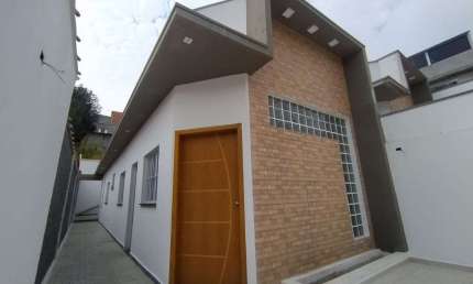 Casa com 2 quartos à venda no Jardim Marcelo, Itaquaquecetuba 