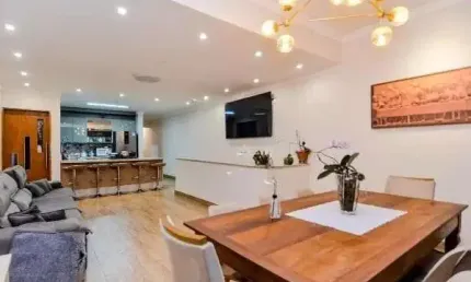 Casa com 4 quartos à venda no Jardim Adriana, Guarulhos 