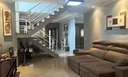 Casa com 3 quartos à venda na Vila Galvão, Guarulhos 