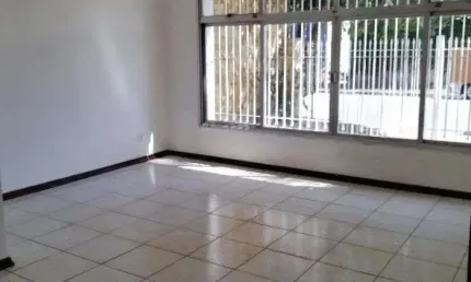Casa com 4 quartos para alugar na Vila Hermínia, Guarulhos 
