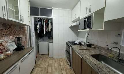 Apartamento na Vila Milton com 2 quartos sendo 1 suíte
