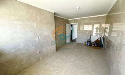 Sobrado a venda com 5 dormitórios 2 suítes e 4 vagas de garagem no Vila Galvão em Guarulhos, SP