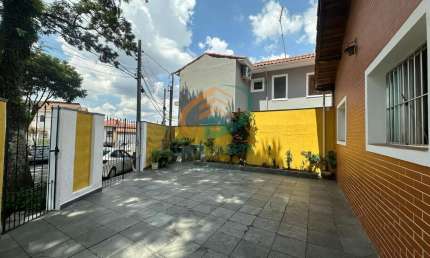 Casa com 2 quartos para alugar no Jardim Maia, Guarulhos 