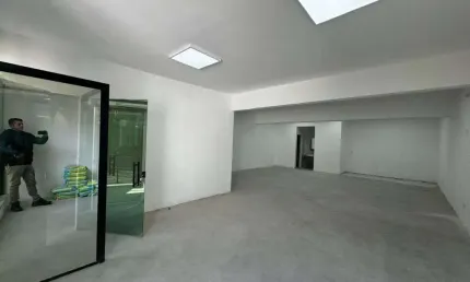 Ponto comercial com 1 sala para alugar na Vila Camargos, Guarulhos 