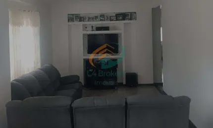 Vende - se Lindo Sobrado em Condomínio Fechado - Mairiporã, SP