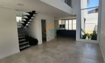 Sobrado de Condomínio em Nova Gardênia - Atibaia, SP