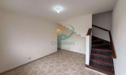 Casa com 2 quartos para alugar na Vila Augusta, Guarulhos 