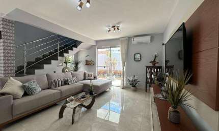 Casa com 3 dormitórios à venda, 129 m² por R$ 750.000,00 - Masterville - Sarzedo/MG