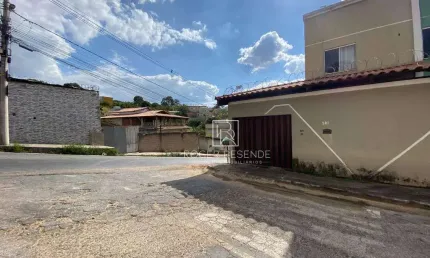 Casa com 3 dormitórios à venda, 369 m² por R$ 280.000,00 - Colonial - Contagem/MG