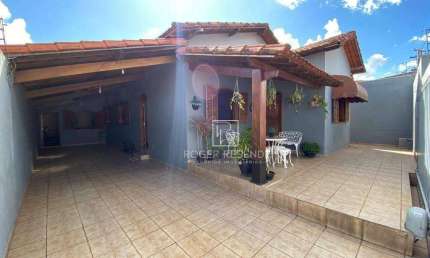 Casa com 4 dormitórios à venda, 240 m² por R$ 600.000,00 - Conjunto Olímpia Bueno Franco - Betim/MG