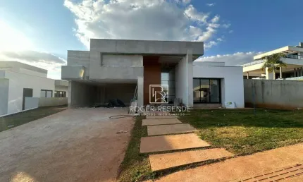 Casa com 4 dormitórios à venda, 236 m² por R$ 2.100.000,00 - Condomínio Valle da Serra - Betim/MG
