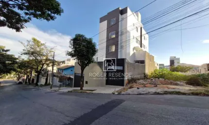 Apartamento com 2 quartos e 2 vagas no bairro Cabral, em Contagem