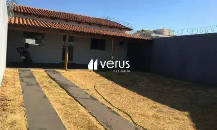 Casa à venda, 2 quartos, 2 suítes, 4 vagas, ALTO UMUARAMA - Uberlândia/MG