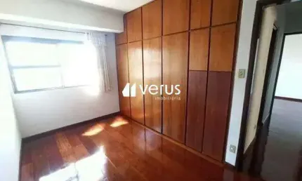 Oportunidade Única! Apartamento Espaçoso de 3 Quartos no Bairro Martins