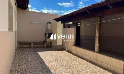Casa à venda, 4 quartos, 1 suíte, 3 vagas, NOSSA SENHORA APARECIDA - Uberlândia/MG