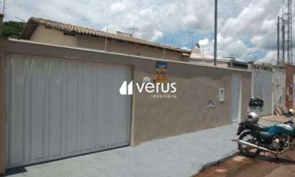 Casa com 2 quartos à venda no Jardim Europa, Uberlândia 