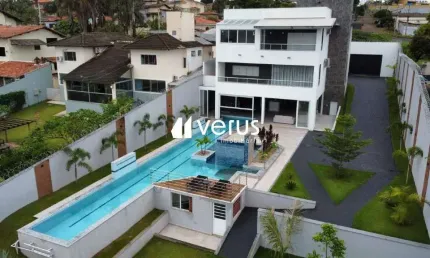 Casa com 3 quartos à venda na Cidade Jardim, Uberlândia 